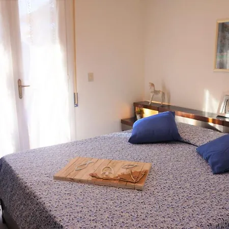 Charming Three-room With Terrace With Deckchairs And Side Sea View * リニャーノ・サッビアドーロ