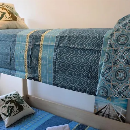 アパート Charming Three-room With Terrace With Deckchairs And Side Sea View