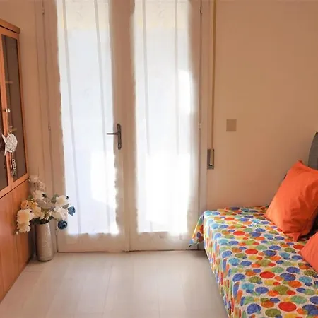 Apartment Charming Three-room With Terrace With Deckchairs And Side Sea View *